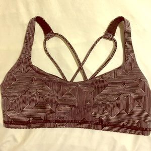 Lululemon free to be bra size 8